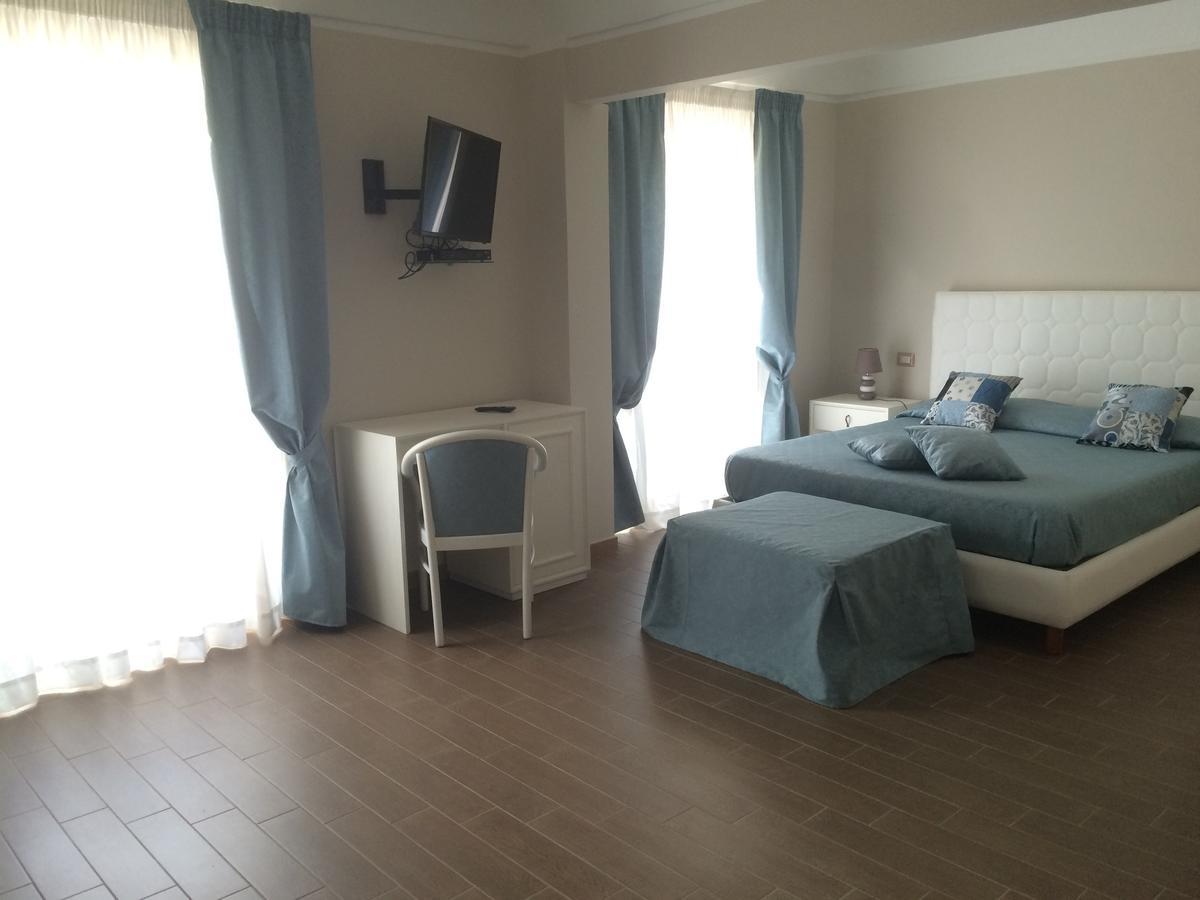 Hotel Sant'Anna Floresta Kültér fotó