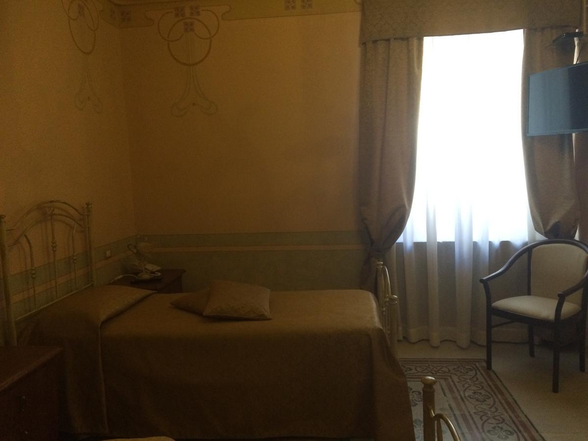Hotel Sant'Anna Floresta Kültér fotó
