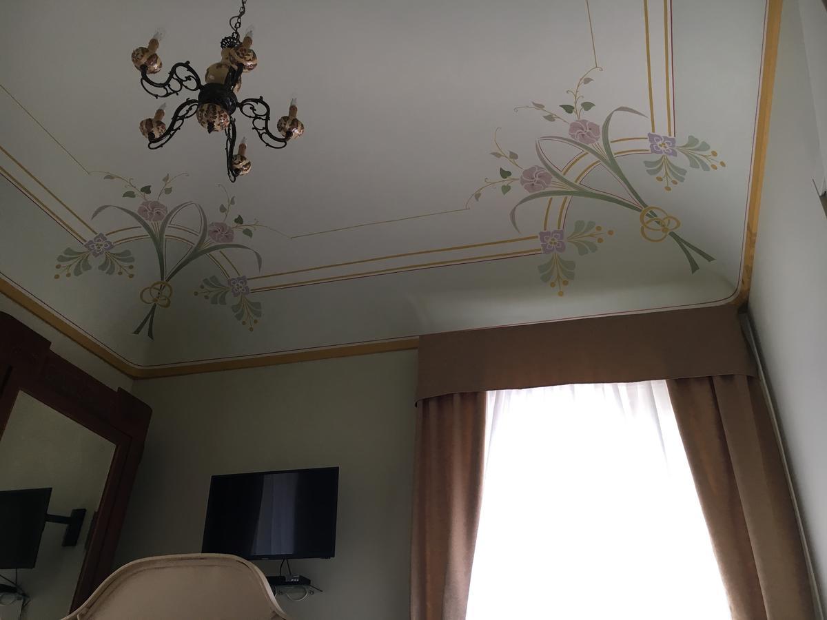 Hotel Sant'Anna Floresta Kültér fotó